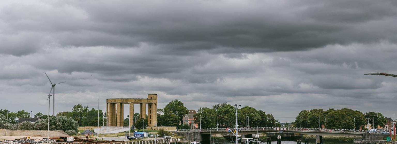 Mijnenbestrijder 'AMS 60 Bernisse' in Nieuwpoort