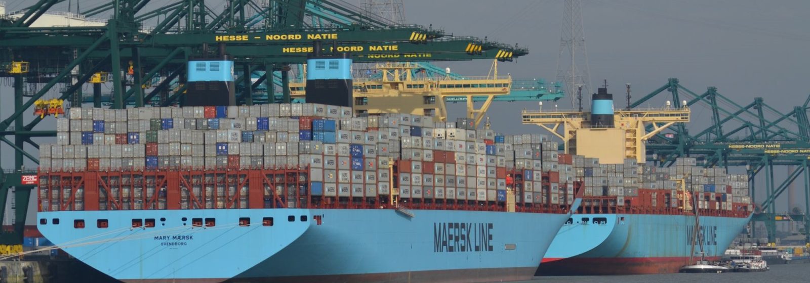 Recordaanloop van de 'Mary Maersk' in oktober 2013 in Antwerpen; er waren toen nog maar vier megamaxschepen in de vaart.