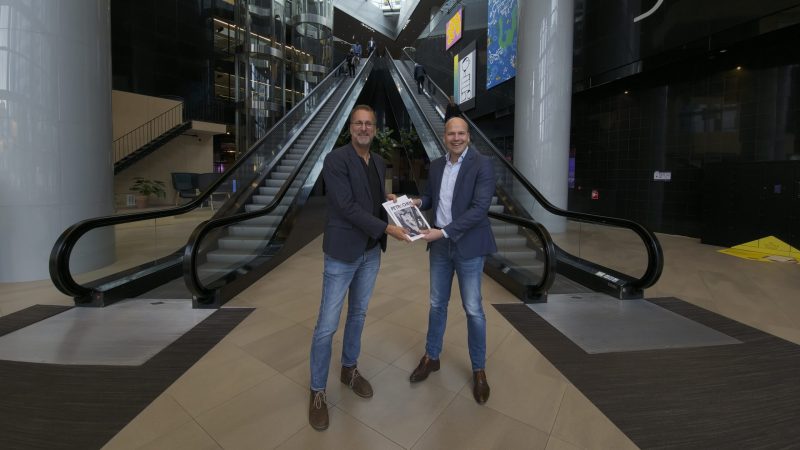 Directeur-eigenaar van Industrielinqs Wim Raaijen en Arie van Dijk, CEO van ProMedia