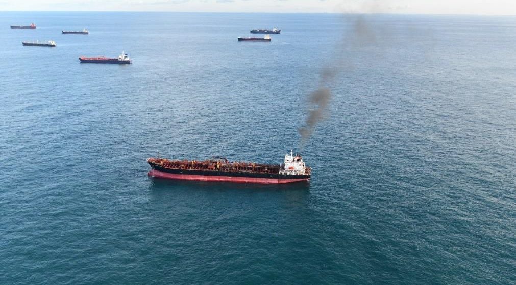 Controle op poluenten in de rookpluim van een schip