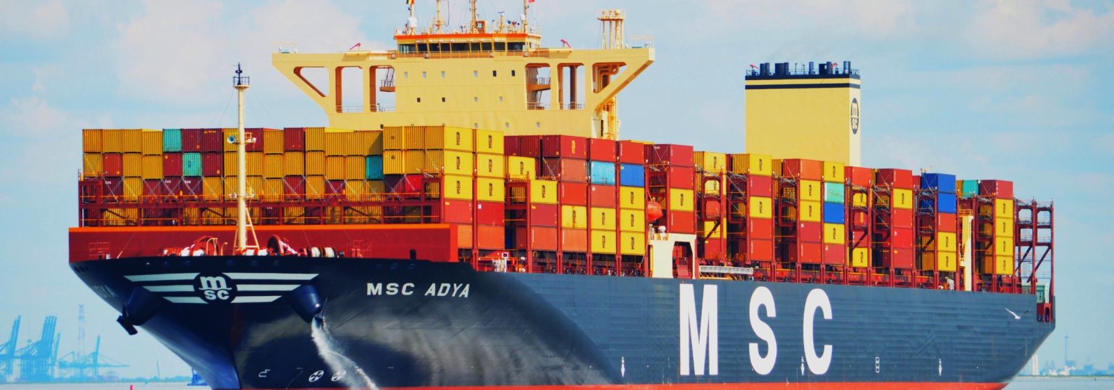 De 'MSC Adya' van 15.600 teu