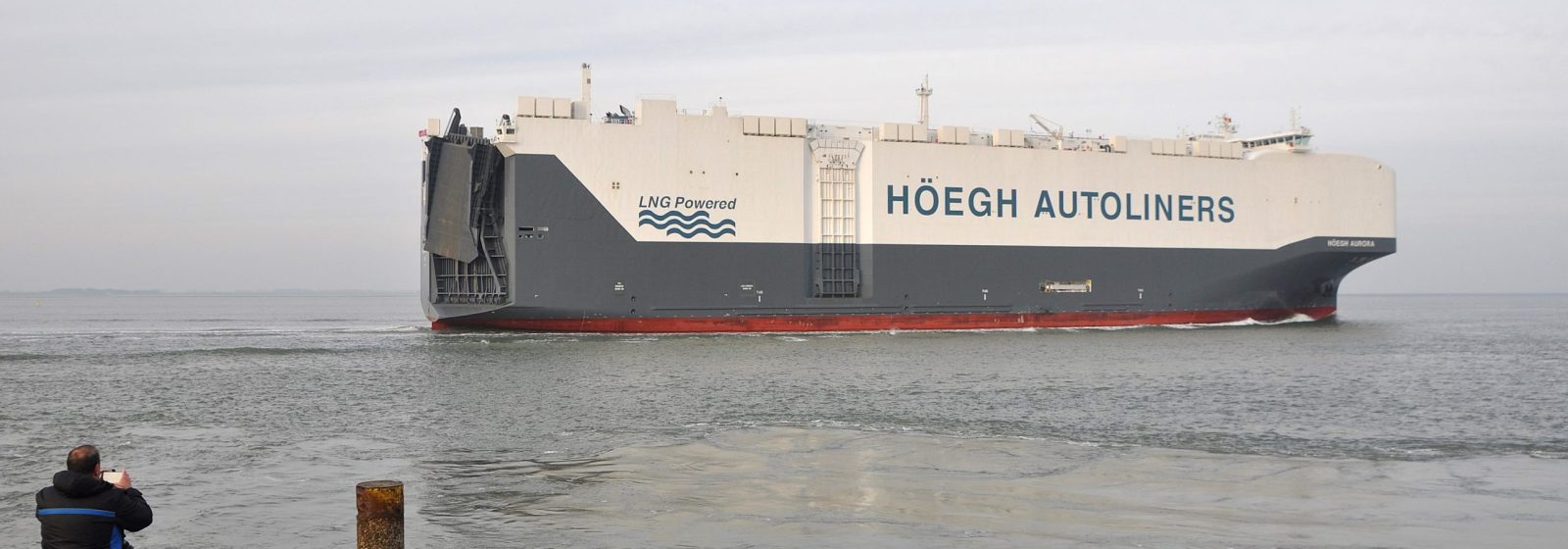 'Hoegh Aurora'